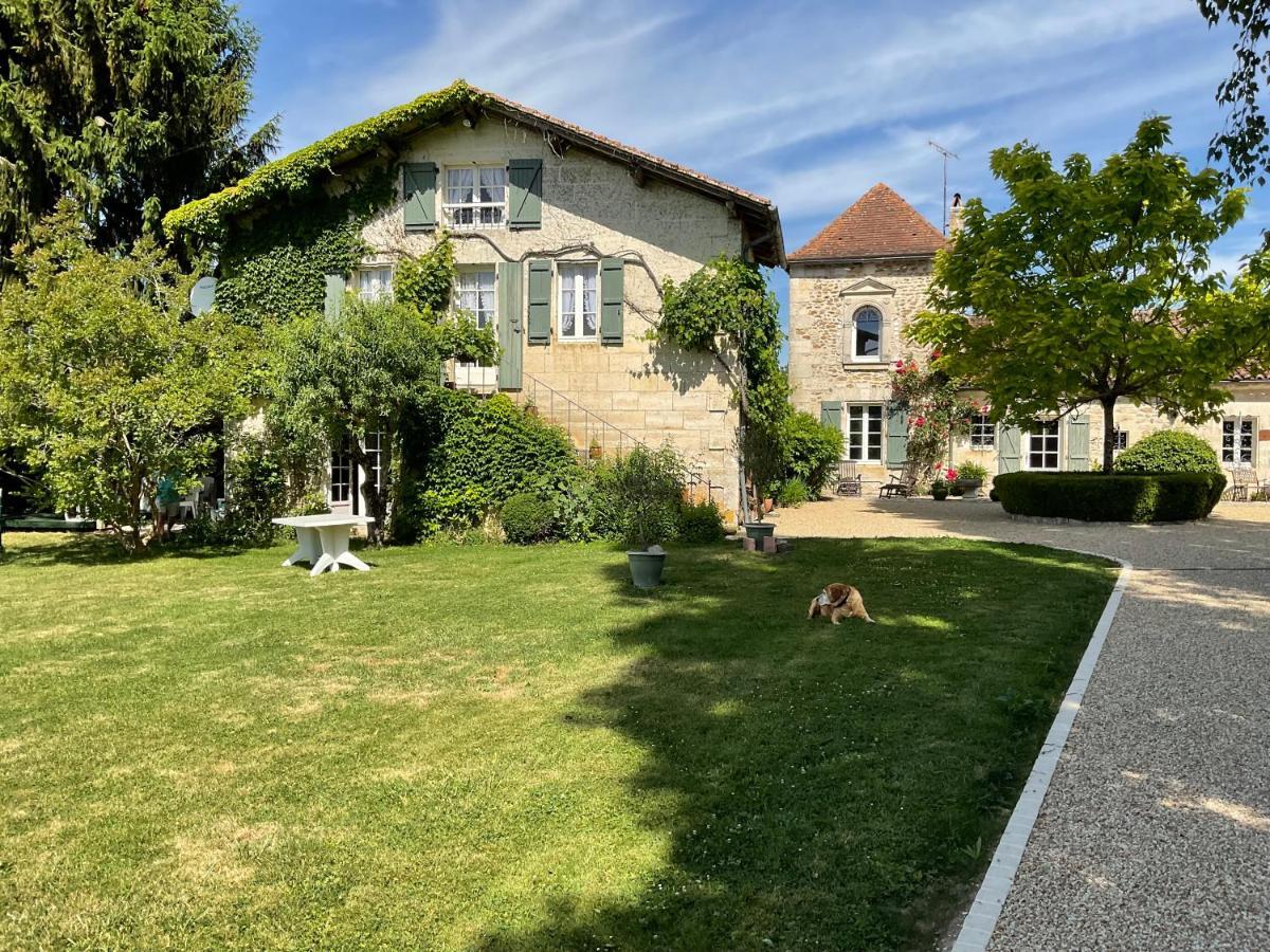 Les Petits Vingnes Villa Edon Exterior photo